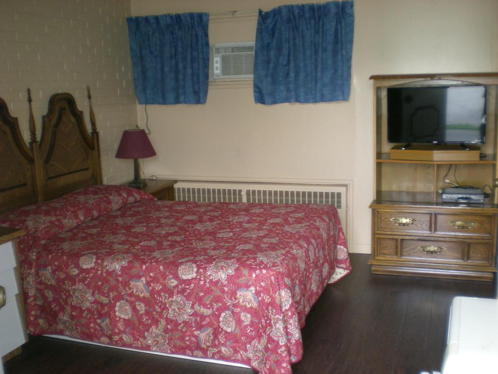 Motel Seigneurie De Vaudreuil Екстер'єр фото